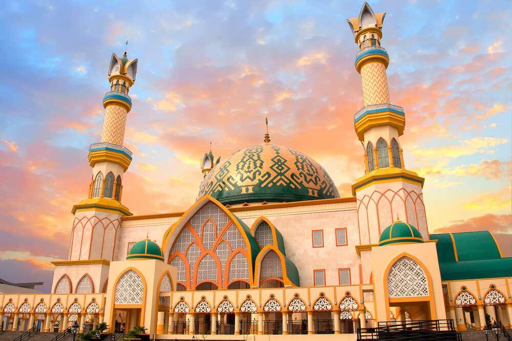 Why Lombok is Known as the Island of a 1000 Mosques
