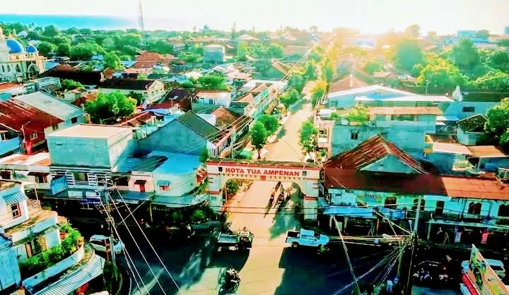 Stroll Through the Old City of Ampenan Mataram
