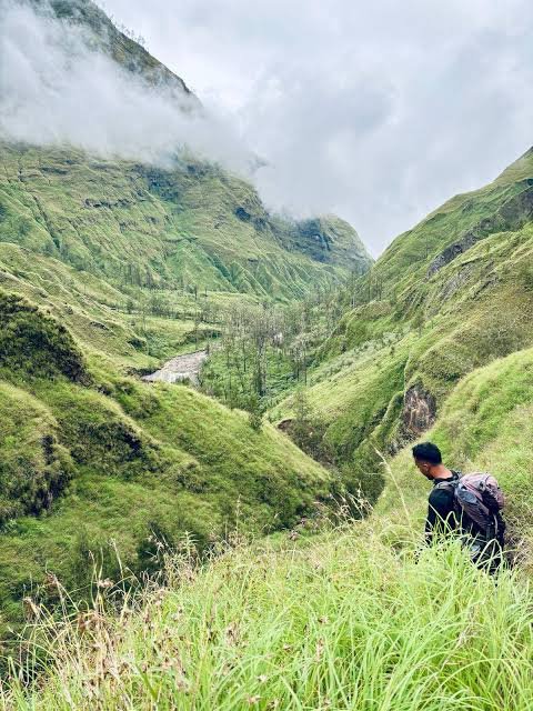 Magical Realism of The Torean Route to Mount Rinjani