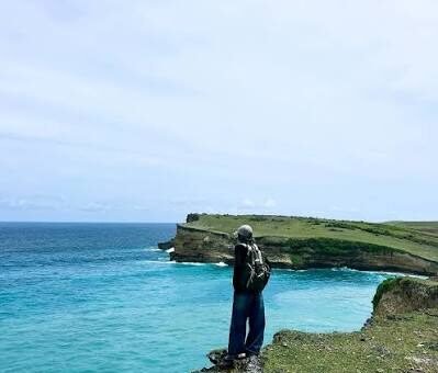 Pantai Penyisok: A Wild and Scenic Gem Among Lombok Beaches