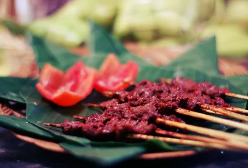 5 Places to Buy the Best Rembiga Satay in Lombok
