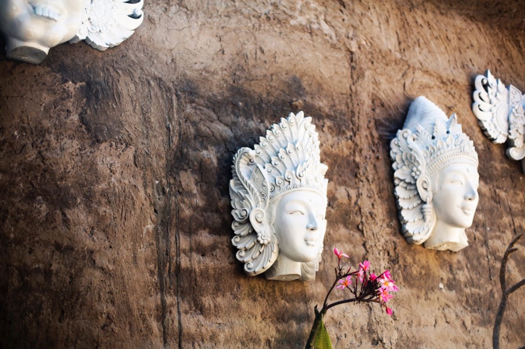 a statue in tugu hotel lombok